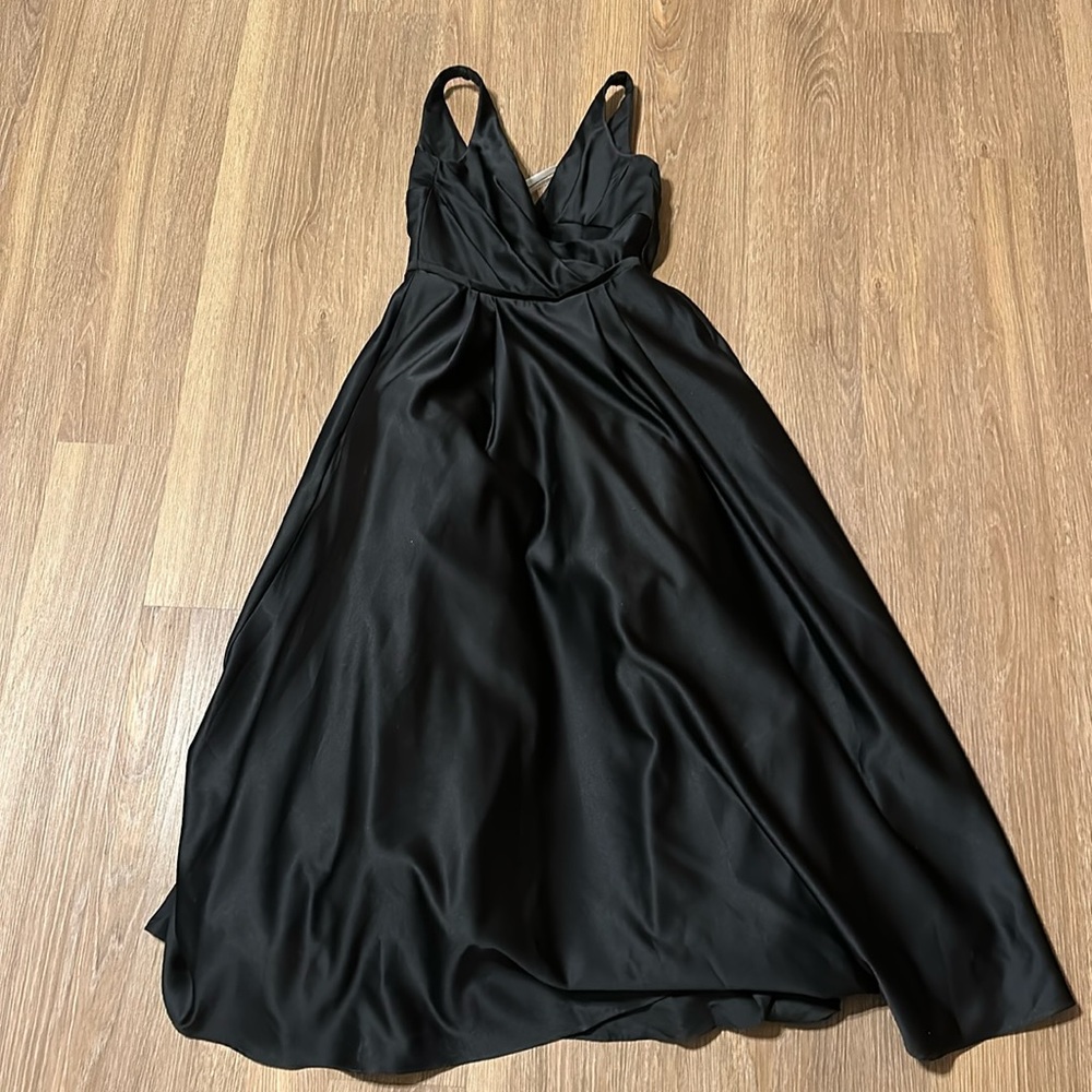 Black floor length David’s Bridal size 2 with petticoat bridesmaid